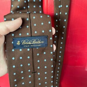 Brooks Brothers Stain Resistant Tie Brown Blue Polka Dot Black Tie Made in USA